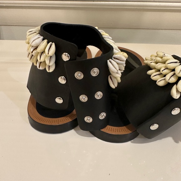 Isabel Marant Jean Shell Embellished Leather Sandals - Picture 5 of 8
